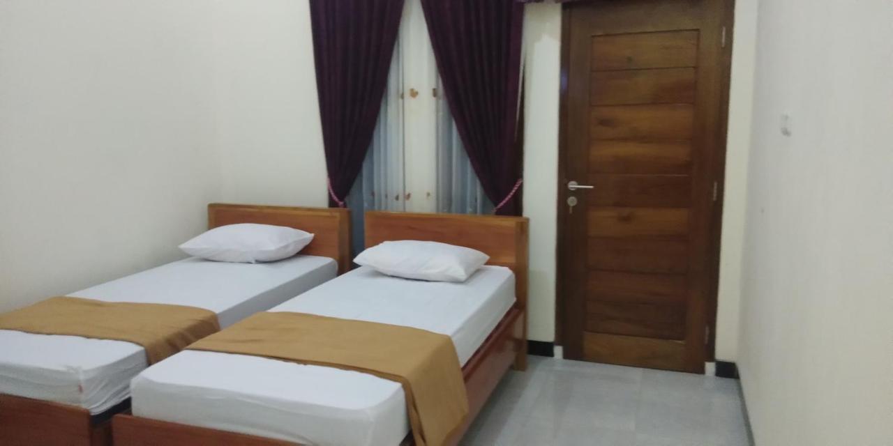 Arrys Watukarung Surfcamp Ξενοδοχείο Kalak Εξωτερικό φωτογραφία