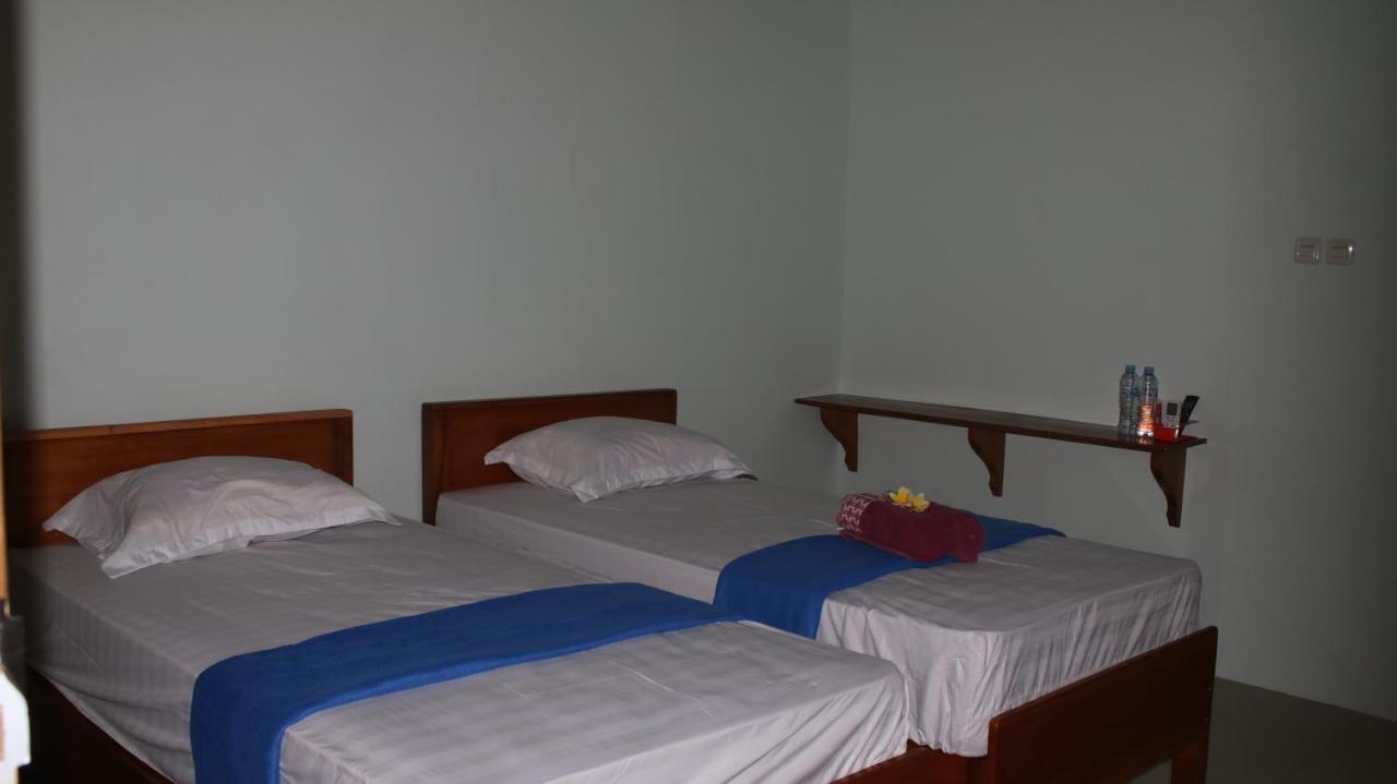 Arrys Watukarung Surfcamp Ξενοδοχείο Kalak Εξωτερικό φωτογραφία