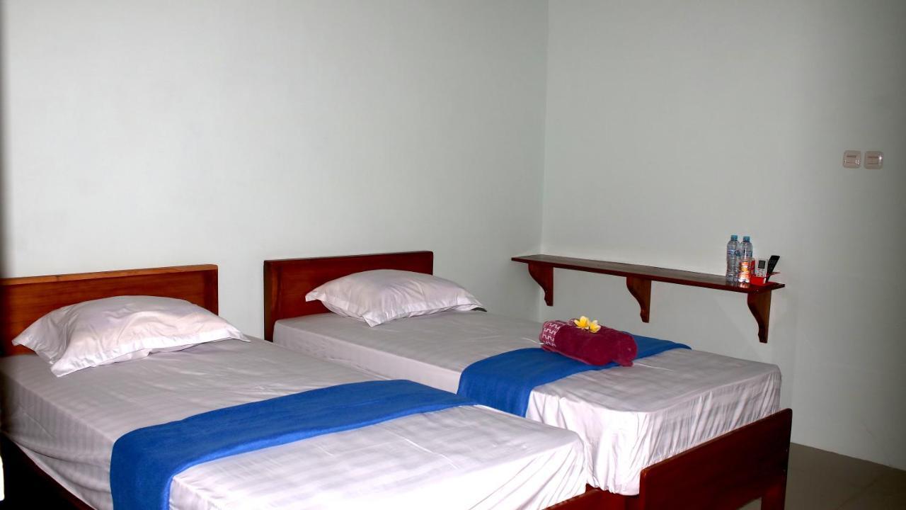 Arrys Watukarung Surfcamp Ξενοδοχείο Kalak Εξωτερικό φωτογραφία